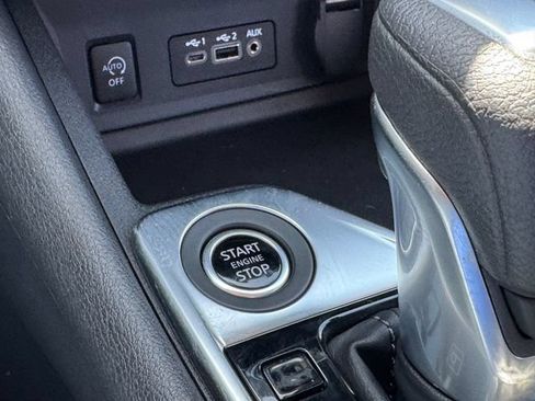 Used 2025 Nissan Sentra SV w/ All-Weather Package FWD image 22