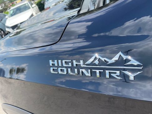 Used 2021 Chevrolet Tahoe High Country AWD/4WD image 33