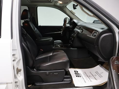 Used 2009 GMC Sierra 1500 Denali image 22