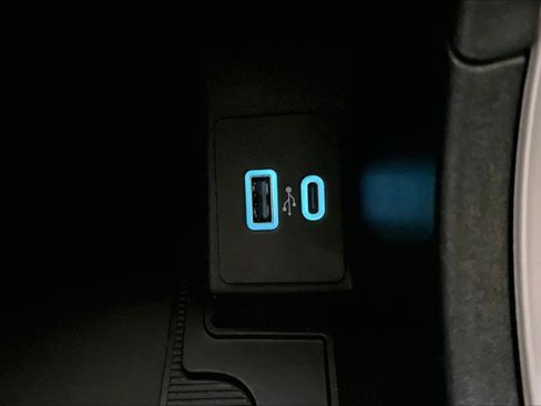 Used 2022 Ford Edge SEL w/ Convenience Package image 33