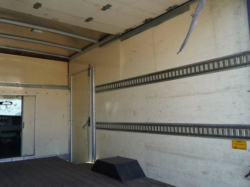 Used 2012 Chevrolet Express 3500 w/ Chrome Appearance Package RWD image 17