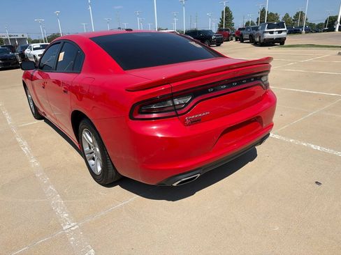 Used 2022 Dodge Charger SXT RWD image 6