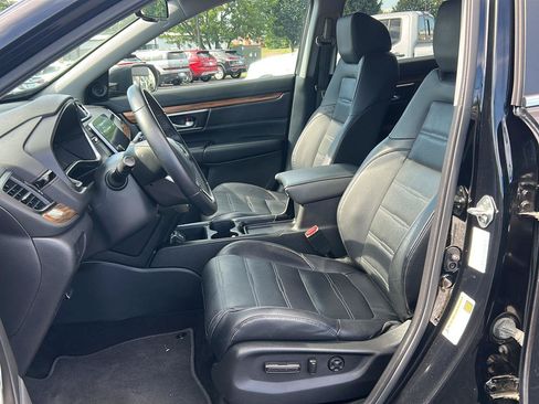 Used 2018 Honda CR-V Touring image 14