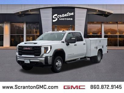 Used 2024 GMC Sierra 3500 Pro w/ Convenience Package