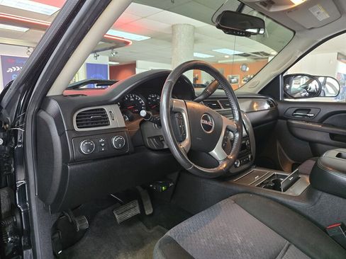 Used 2011 GMC Sierra 1500 SLE w/ All-Terrain Package image 8