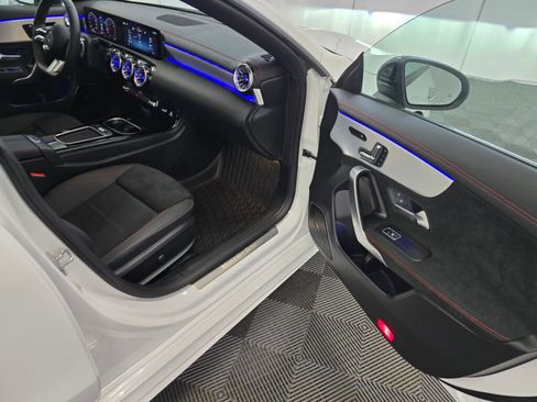 Certified 2025 Mercedes-Benz CLA 250 4MATIC image 23