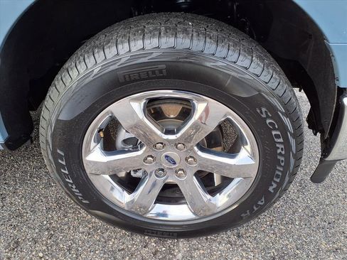 Used 2023 Ford F150 Lariat w/ Equipment Group 502A High image 9