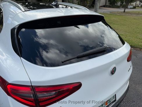 Used 2018 Alfa Romeo Stelvio Ti AWD/4WD image 28