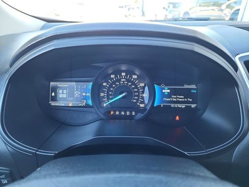 Used 2024 Ford Edge Titanium image 21