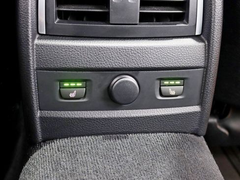 Used 2018 BMW M3 image 32