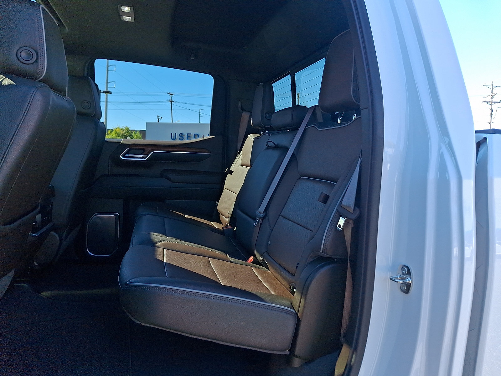Certified 2023 GMC Sierra 1500 Denali w/ Denali Reserve Package AWD/4WD image 10