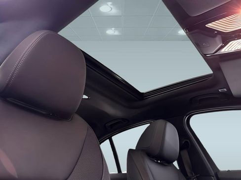 New 2026 BMW 330i Sedan w/ Convenience Package image 16