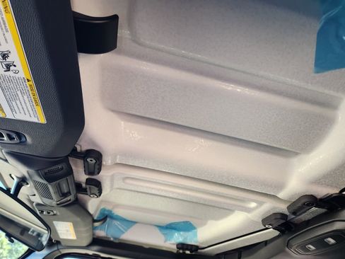 New 2026 Jeep Gladiator Sport image 18