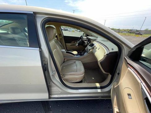 Used 2011 Buick LaCrosse CXL FWD image 27
