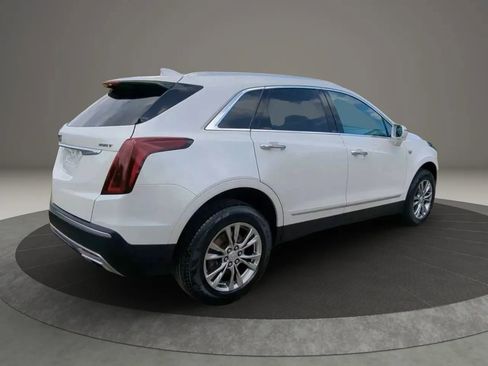Used 2020 Cadillac XT5 Premium Luxury w/ LPO, Floor Liner Package FWD image 5