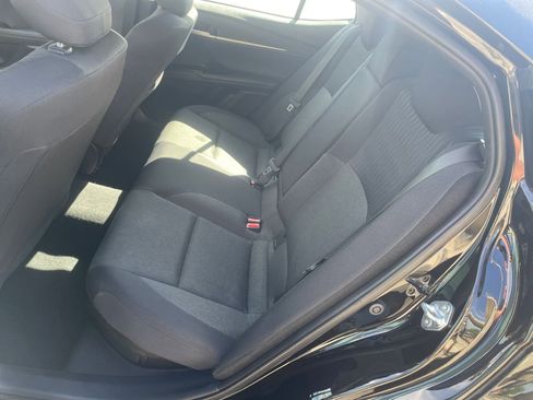 Used 2025 Toyota Camry LE image 27