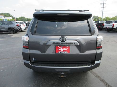 Used 2019 Toyota 4Runner SR5 RWD image 7
