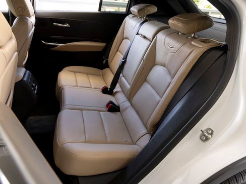 Used 2025 Cadillac XT4 Premium Luxury w/ Technology Package FWD image 19
