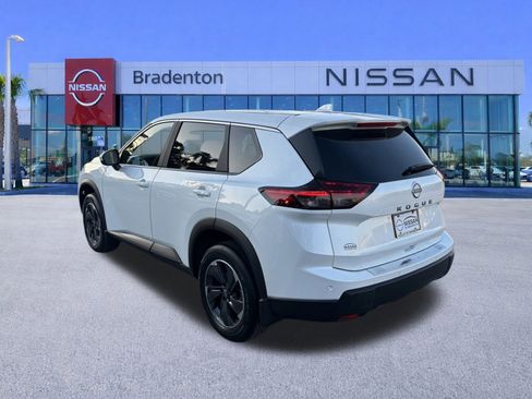 New 2026 Nissan Rogue SV w/ Cold Weather Package FWD image 4