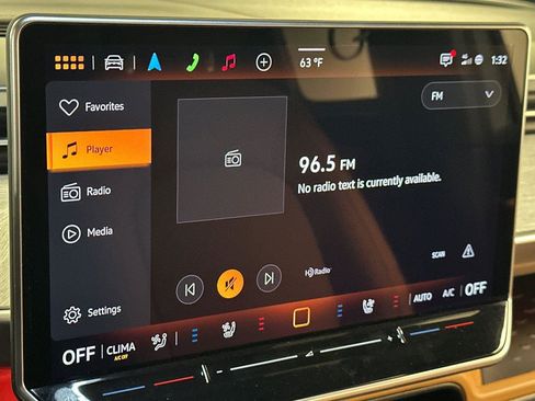 New 2025 Volkswagen ID. Buzz Pro S image 18