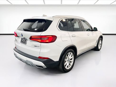 Used 2019 BMW X5 xDrive40i w/ Premium Package 2 AWD/4WD image 4