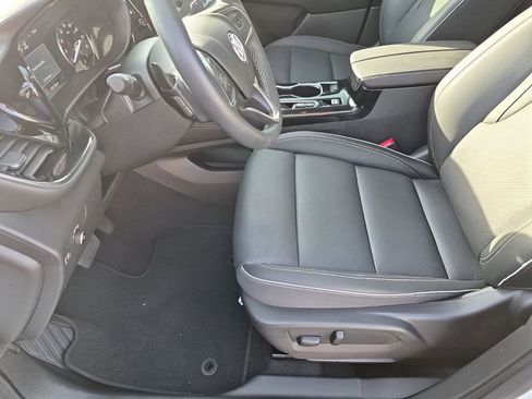 Used 2023 Buick Envision Essence image 31