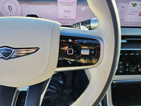 Used 2025 Genesis GV80 3.5T Prestige image 19