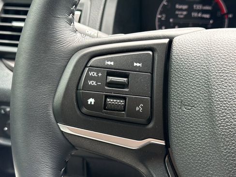 Certified 2025 Honda Ridgeline Sport+ image 25