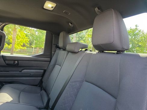 Certified 2025 Toyota Tacoma SR5 AWD/4WD image 20