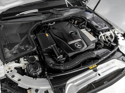 Used 2018 Mercedes-Benz C 300 Sedan image 50