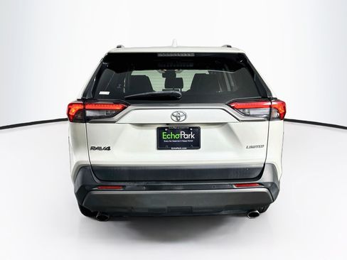 Used 2019 Toyota RAV4 Limited FWD image 7