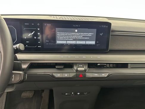 Used 2024 Kia EV9 Wind image 21