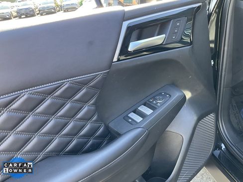 Used 2023 Mitsubishi Outlander SEL image 24