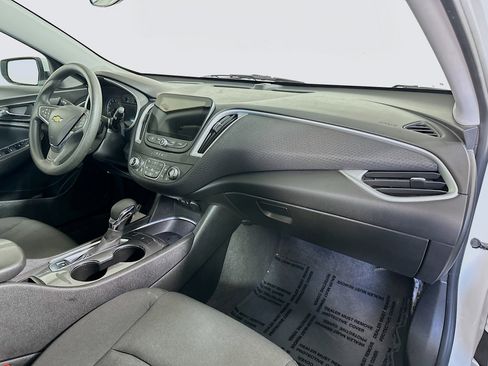 Used 2023 Chevrolet Malibu LT FWD image 27