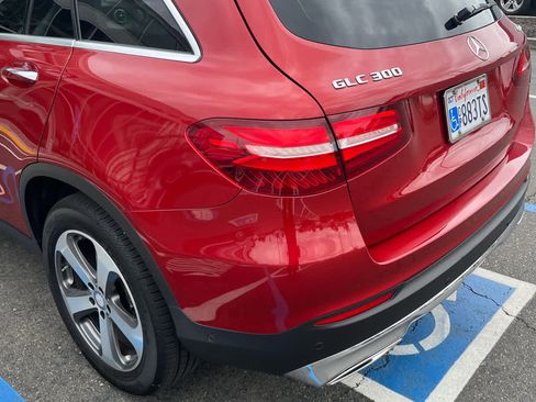 Used 2017 Mercedes-Benz GLC 300 4MATIC image 7