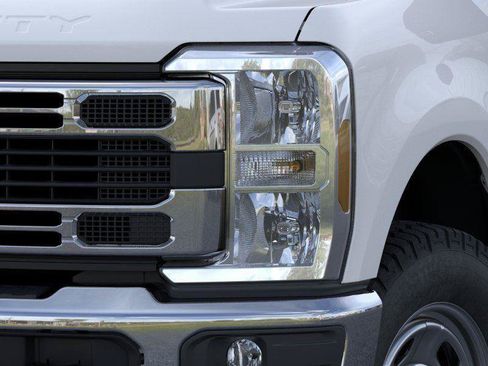 New 2026 Ford F350 XL w/ XL Chrome Package AWD/4WD image 18