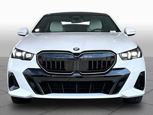 New 2027 BMW 530i w/ M Sport Package RWD image 3