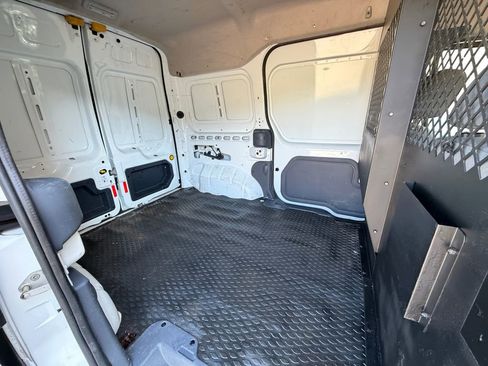 Used 2011 Ford Transit Connect XLT FWD image 19