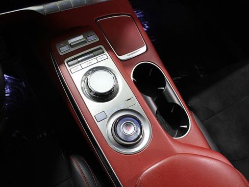 Used 2022 Genesis GV70 3.5T Sport w/ Sport Prestige Package image 15