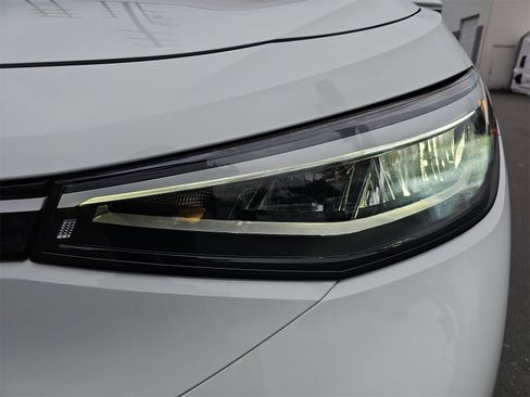 Certified 2023 Volkswagen ID.4 2WD image 30