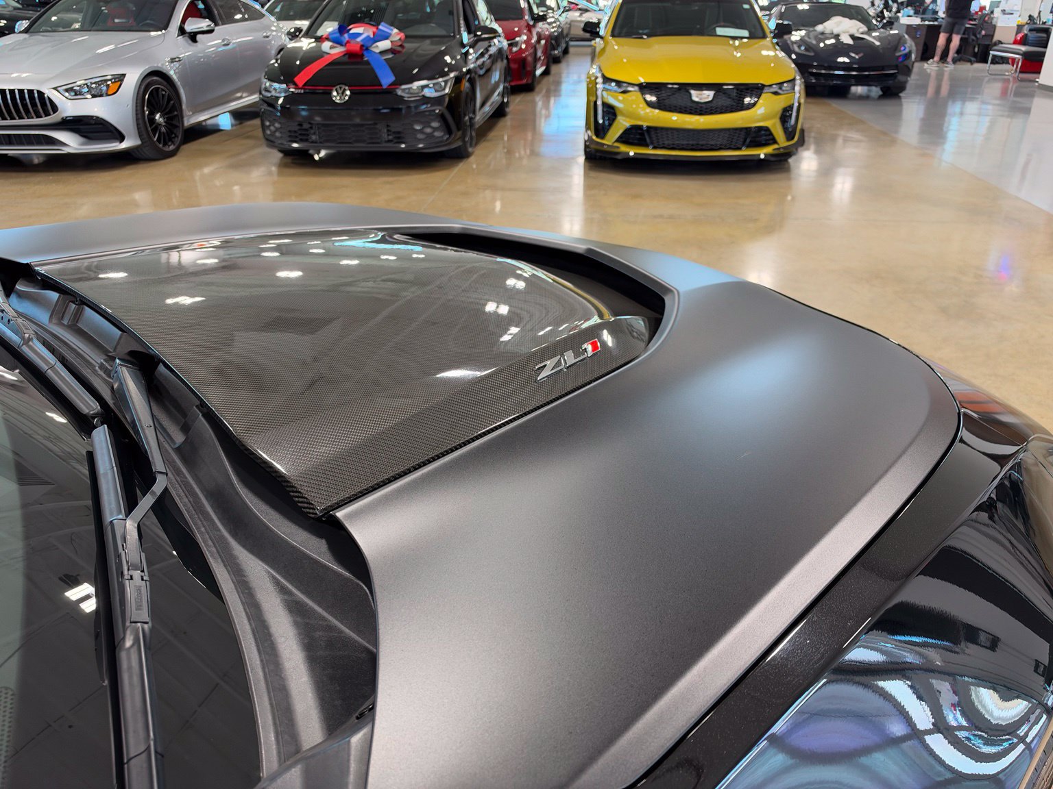 Used 2019 Chevrolet Camaro ZL1 RWD image 11