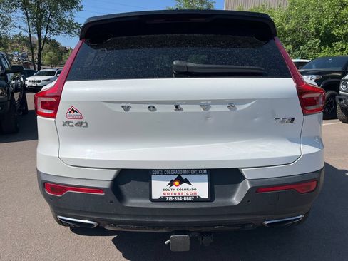 Used 2019 Volvo XC40 T5 R-Design AWD/4WD image 6