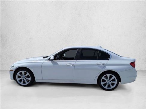 Used 2015 BMW 320i xDrive Sedan AWD/4WD image 9