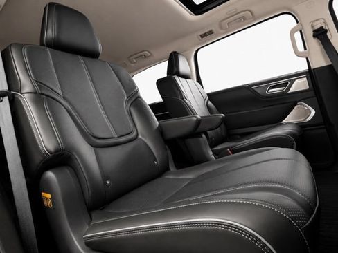 Used 2025 INFINITI QX80 Sensory AWD/4WD image 27