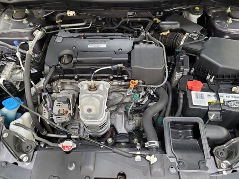 Used 2016 Honda Accord LX image 30