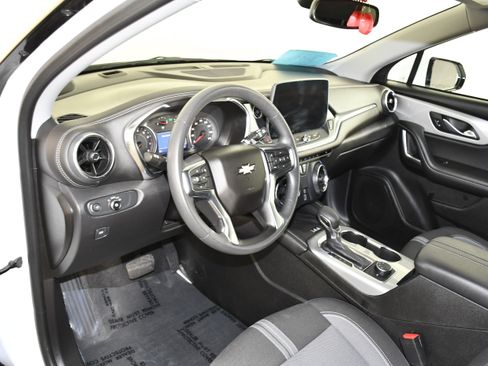 Used 2024 Chevrolet Blazer LT w/ Convenience Package image 37