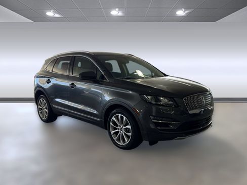 Used 2019 Lincoln MKC Select w/ Select Plus Package FWD image 6