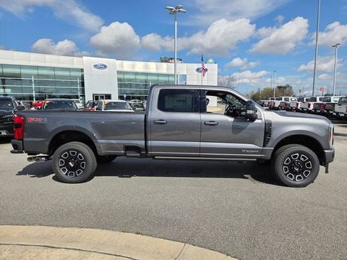 New 2026 Ford F350 Platinum w/ FX4 Off-Road Package AWD/4WD image 43