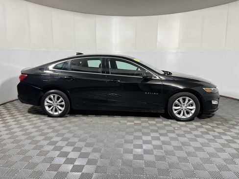 Used 2021 Chevrolet Malibu LT image 9