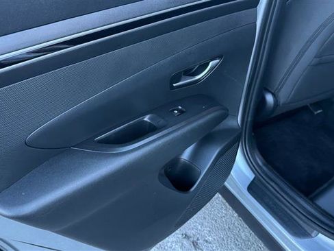 Used 2024 Hyundai Tucson SE image 21